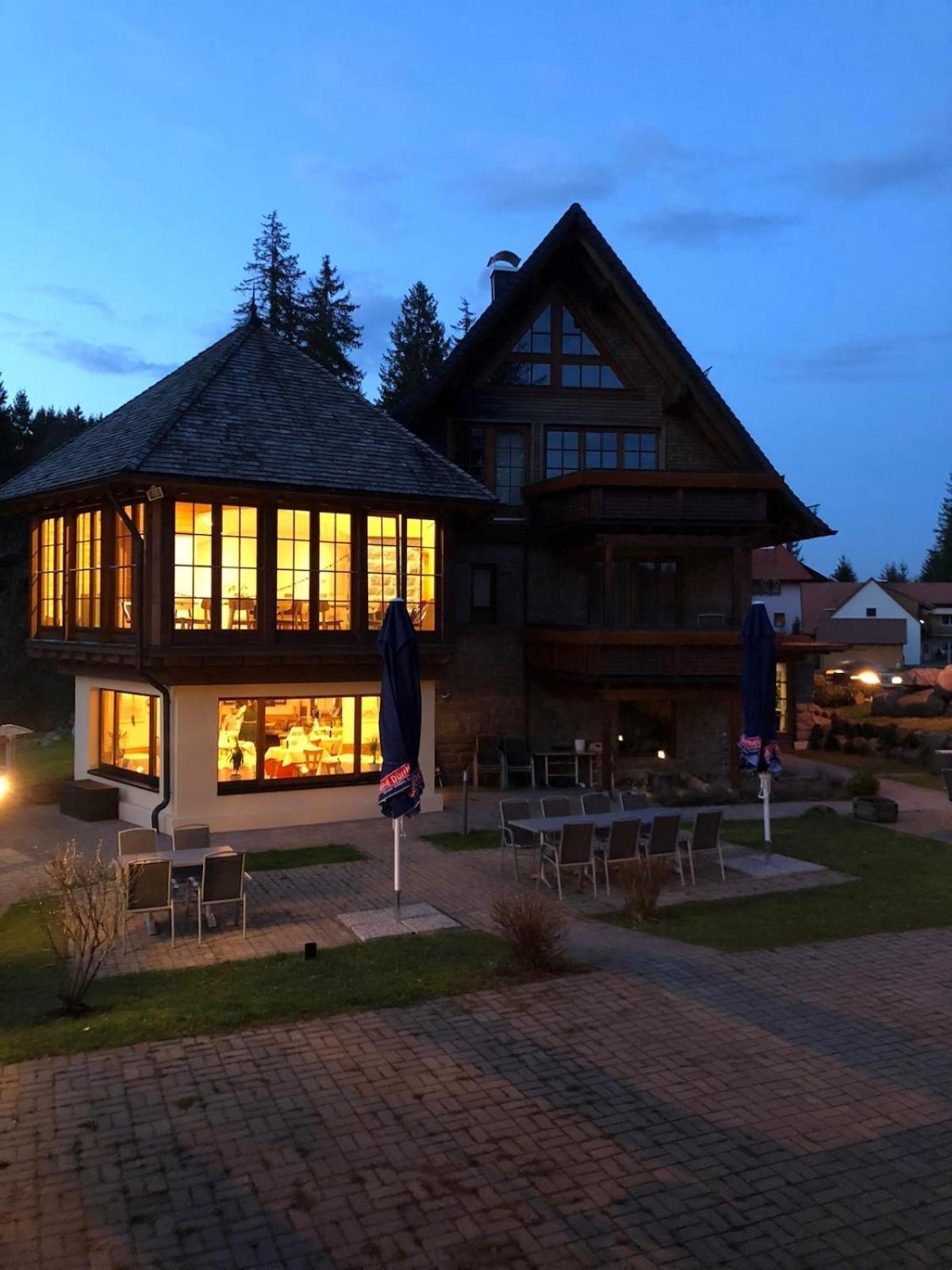 Schwarzwald Lodge Inselklause Schönwalde Esterno foto